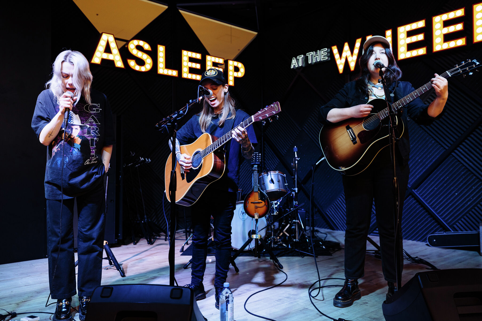boygenius surprises Austin airport guest with a live performance