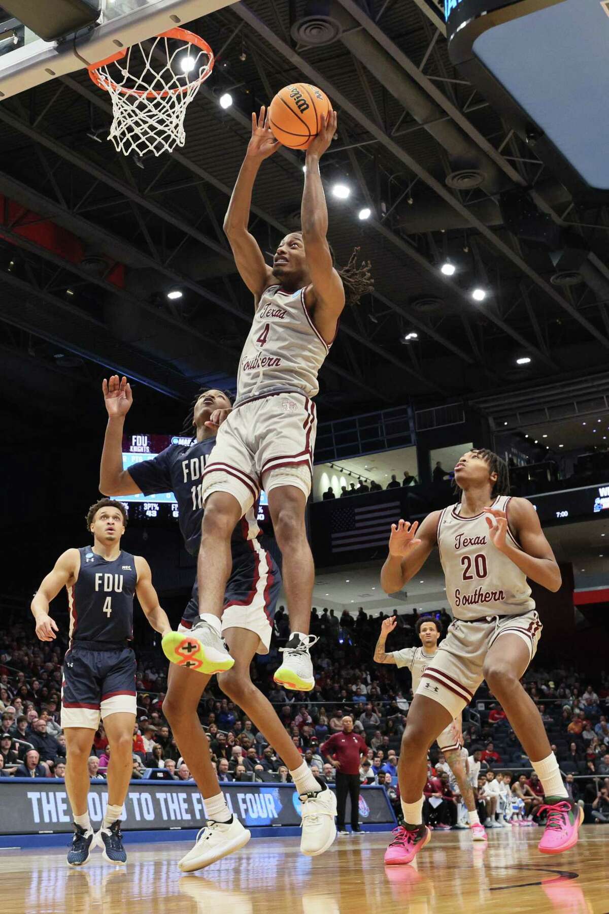 Texas Southern basketball Tigers get trounced by Fairleigh Dickinson