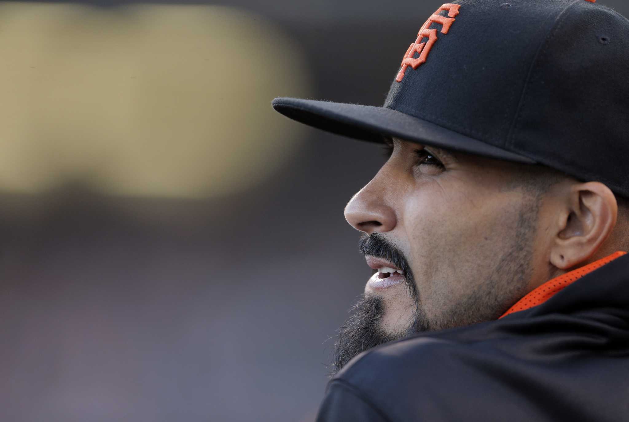 Giants reliever Sergio Romo gets standing ovation in final appearance