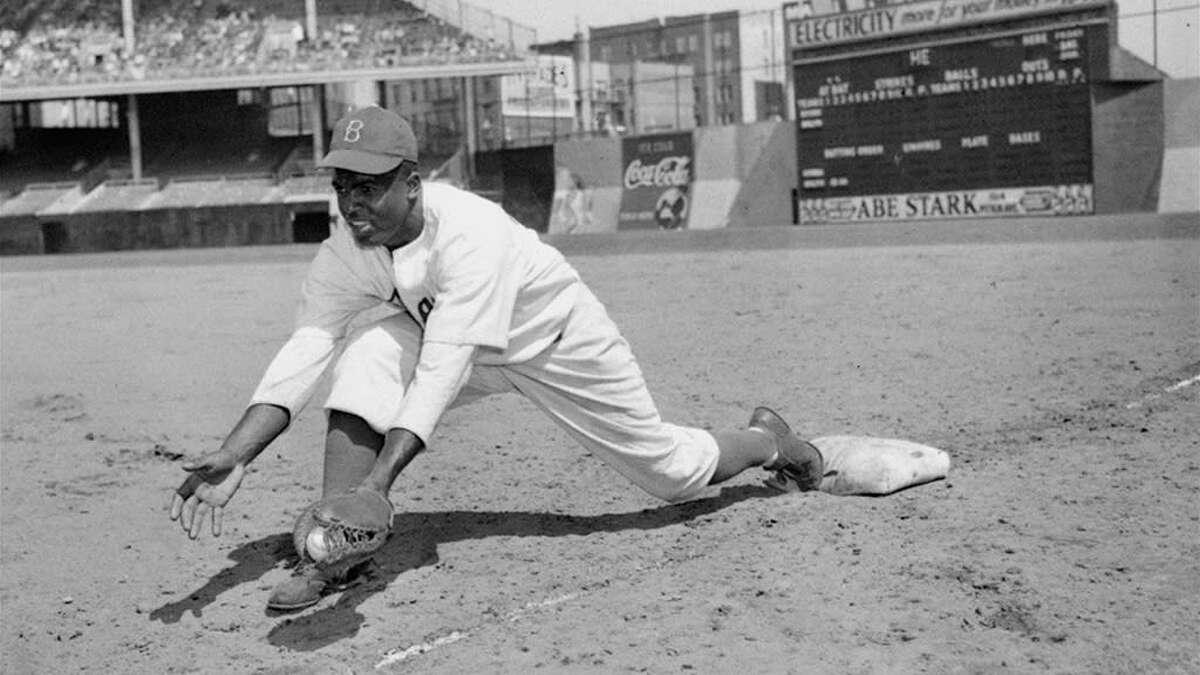 Jackie Robinson visits Pittsburgh's North Side