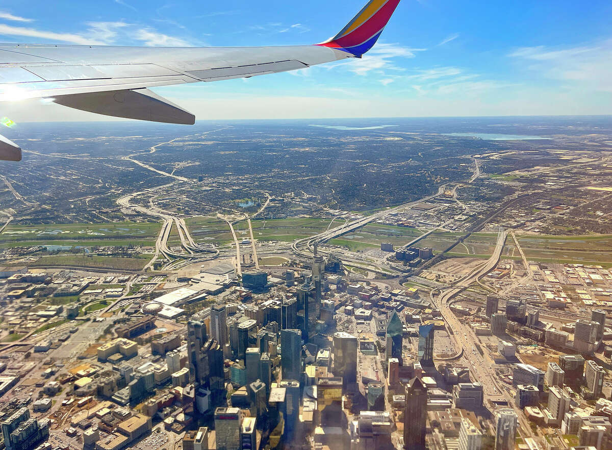 Vonlane luxury bus vs. Southwest flight from San Antonio to Dallas