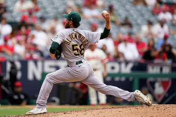 Paul Blackburn pitches Athletics to 2-1 victory over Yankees in