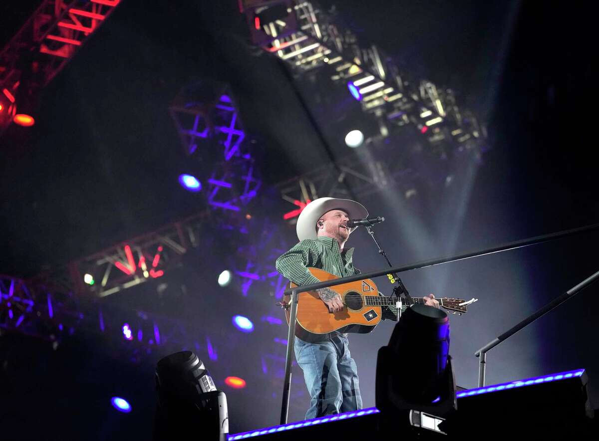 Cody Johnson arrives at Houston Rodeo with No. 1 hit 'Til You Can't'