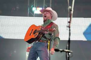 Cody Johnson at Houston Rodeo: From replacement act to 73K fans