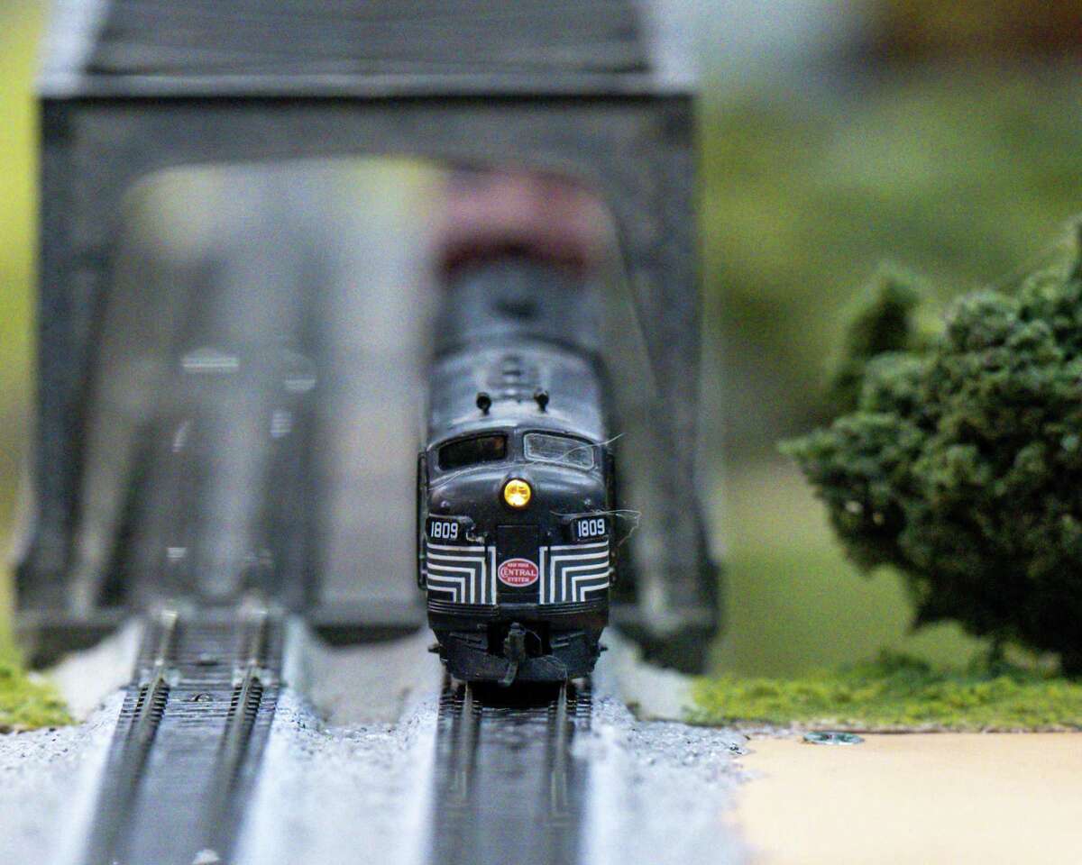 Photos Train show at the Polish Community Center