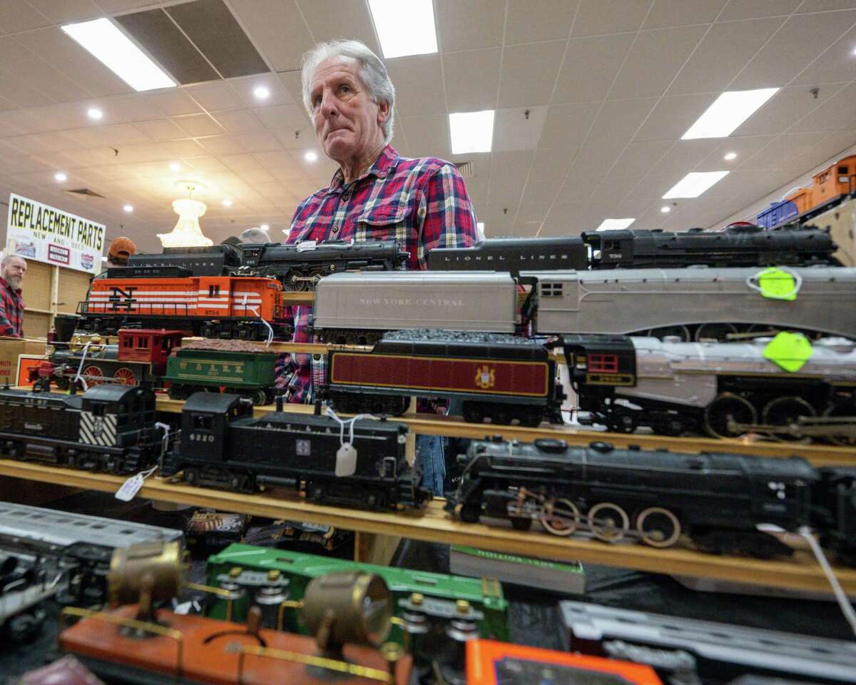 Photos Train show at the Polish Community Center