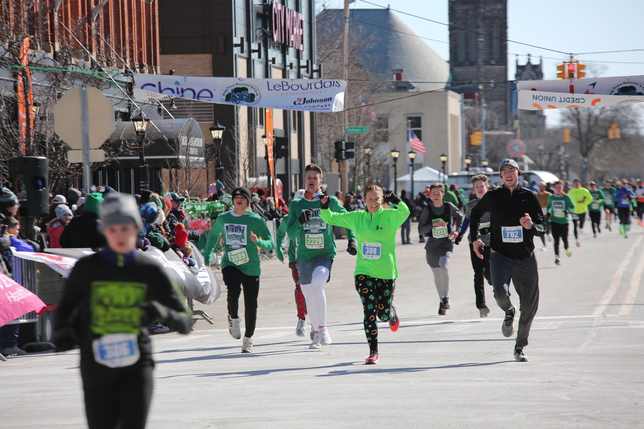 PHOTOS Thousands Participate in Bay City St. Patrick's Day 5K race