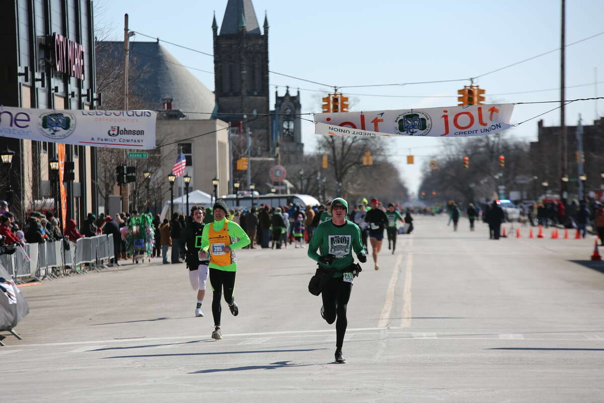 PHOTOS Thousands Participate in Bay City St. Patrick's Day 5K race