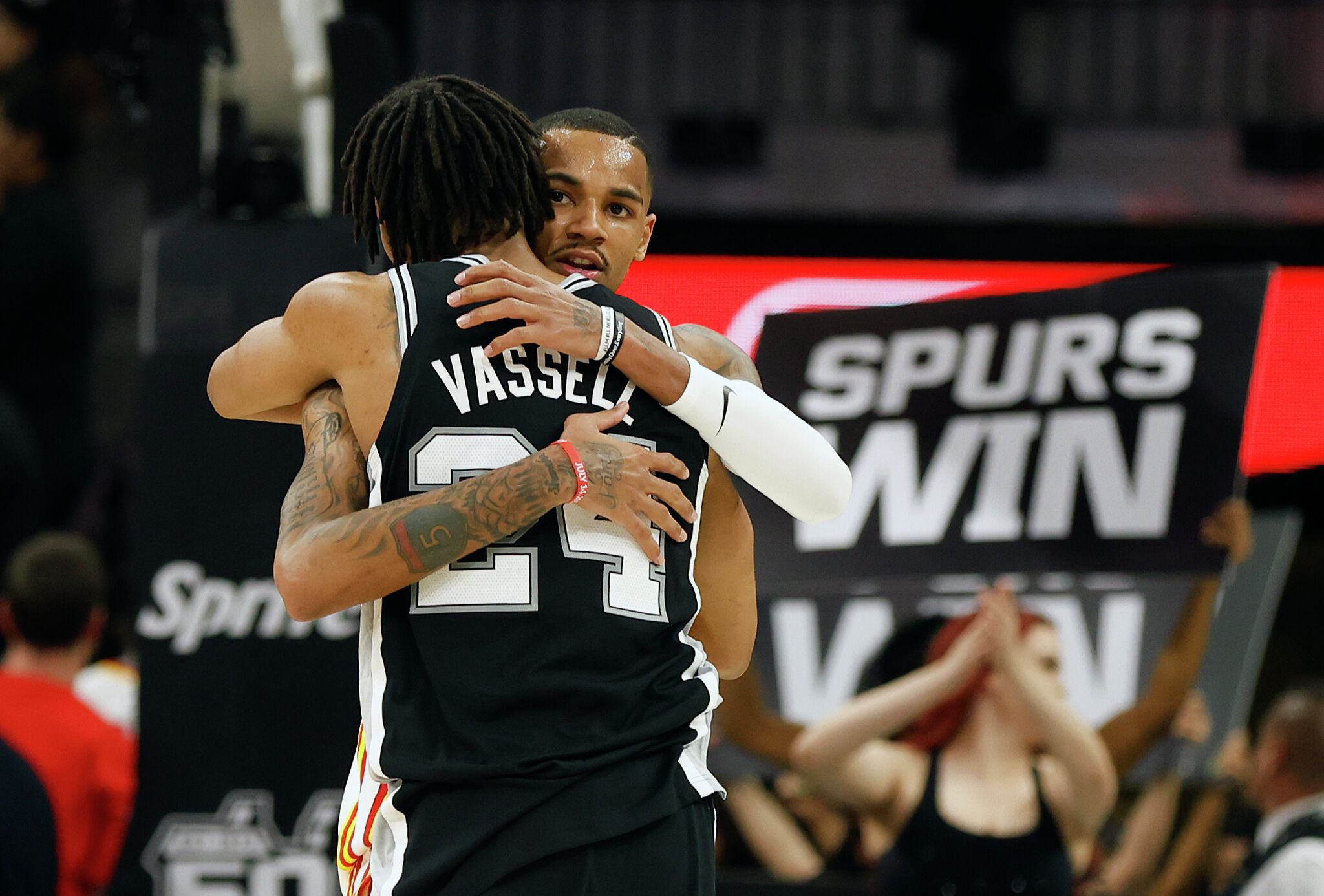 Why Spurs should jump at chance to trade for Dejounte Murray