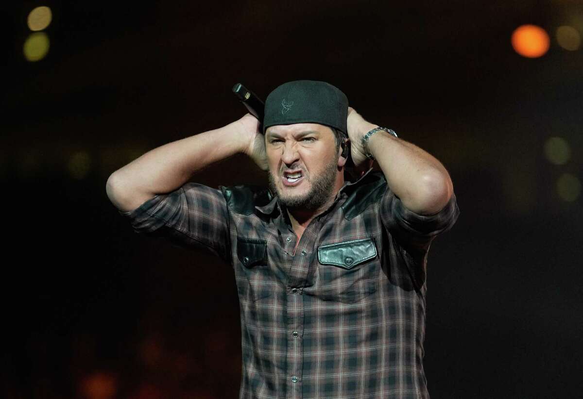 Luke Bryan at Houston Rodeo Closing out with the biggest crowd of the