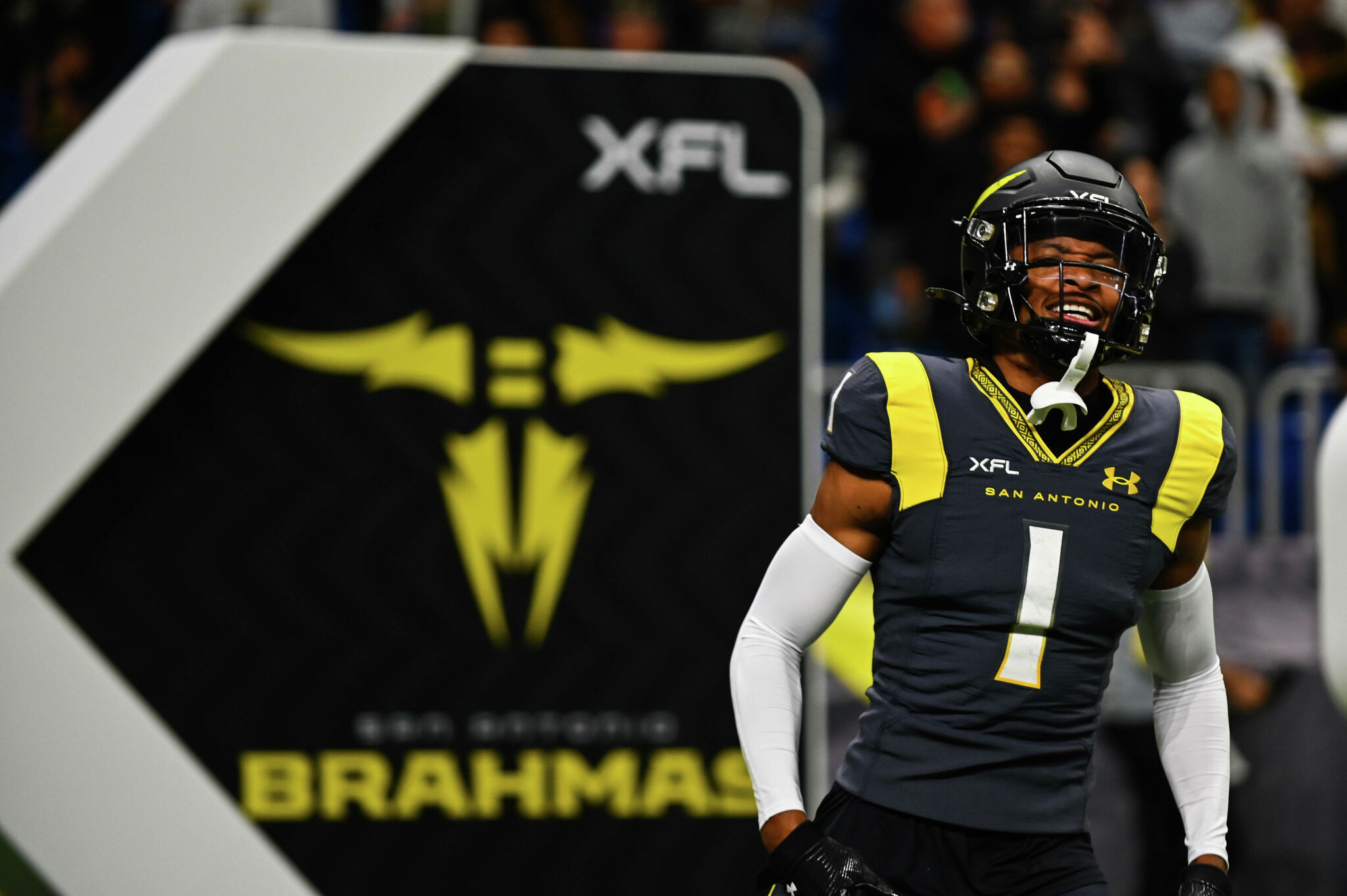 XFL vs. USFL Comparing the differences in the spring football leagues