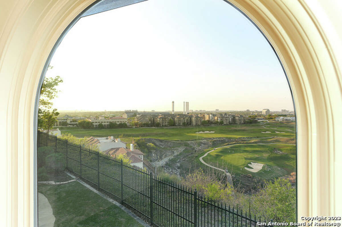 San Antonio real estate 2.2M San Antonio mansion near quarry