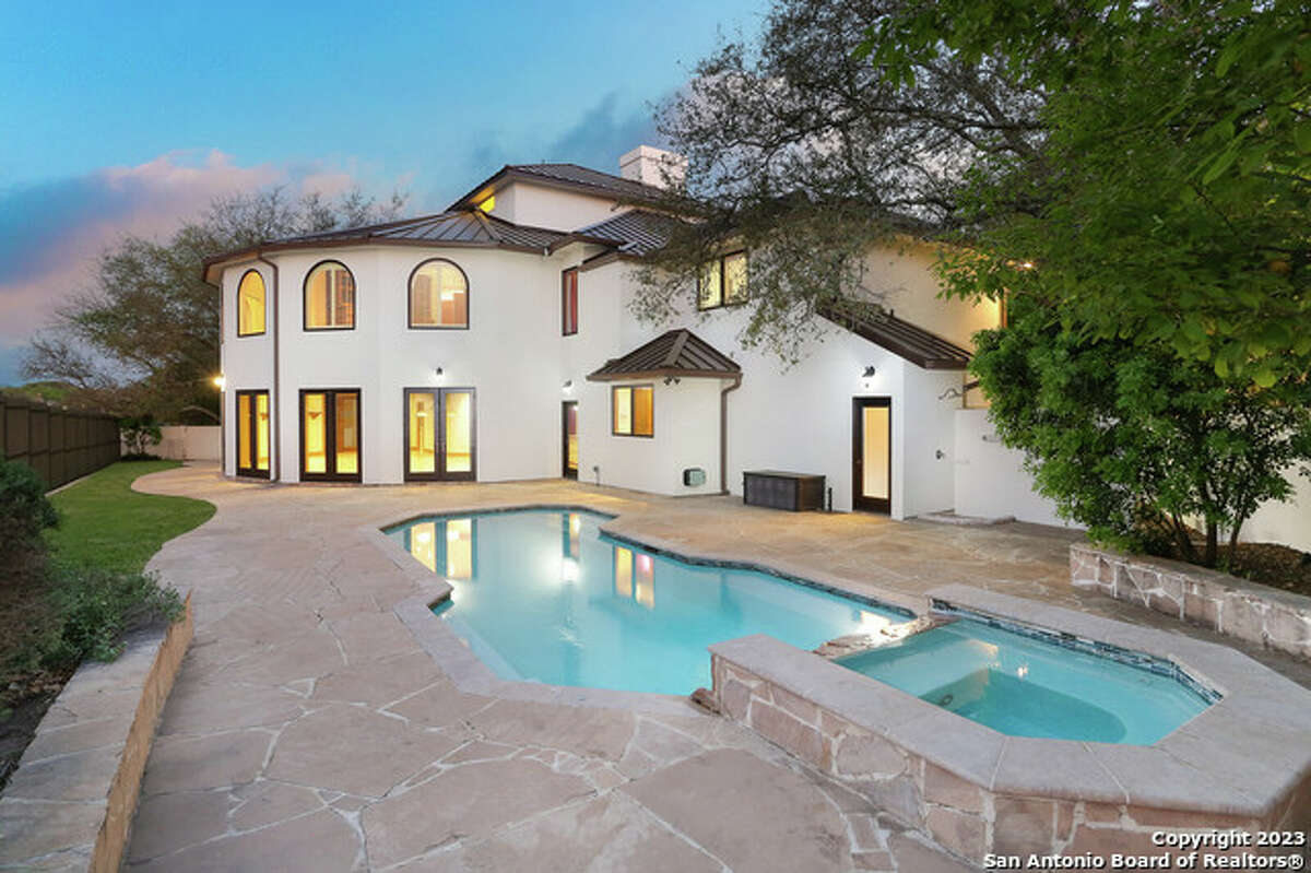 San Antonio real estate 2.2M San Antonio mansion near quarry