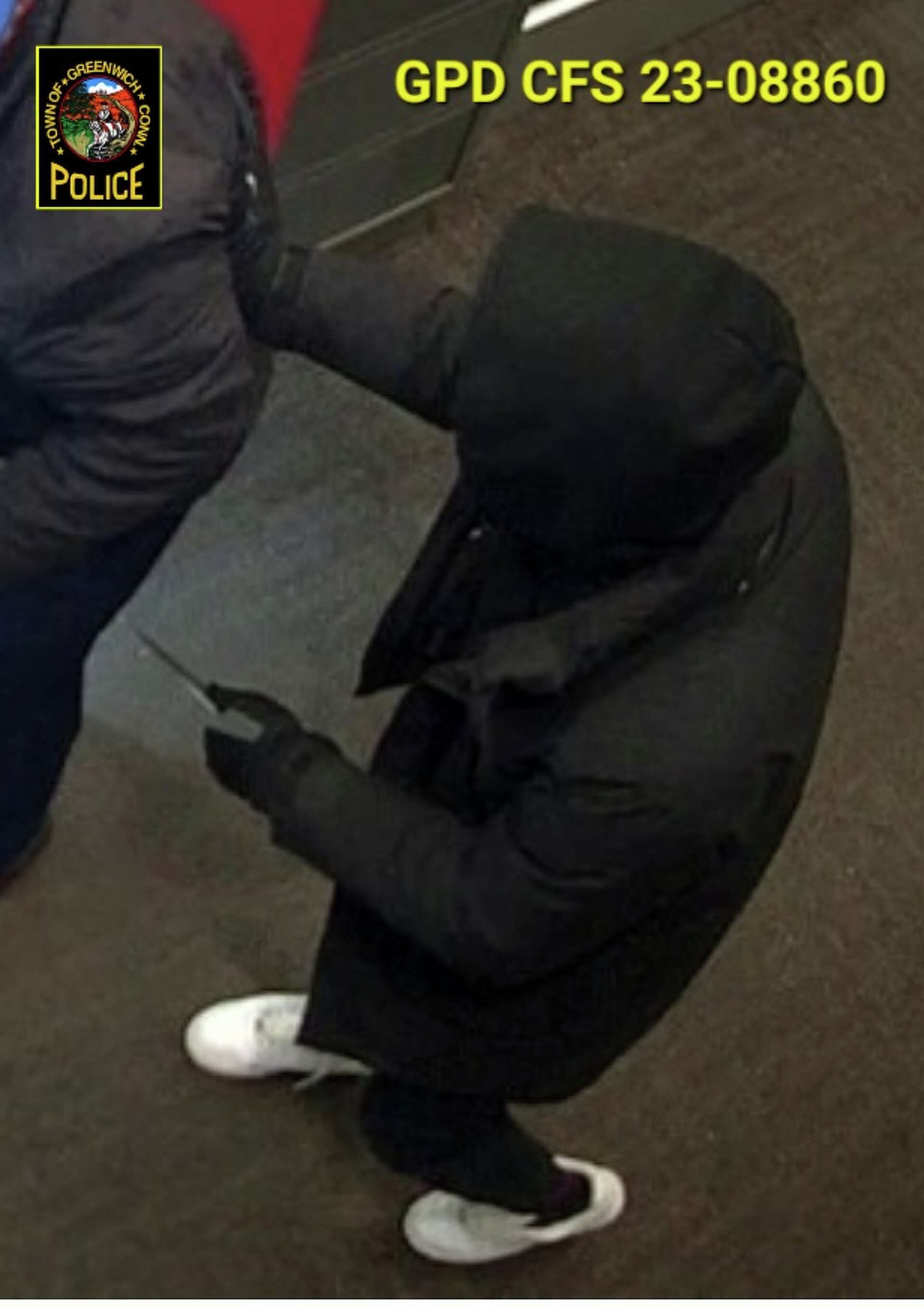 Bridgeport man pleads guilty to Greenwich knifepoint robbery in 2023