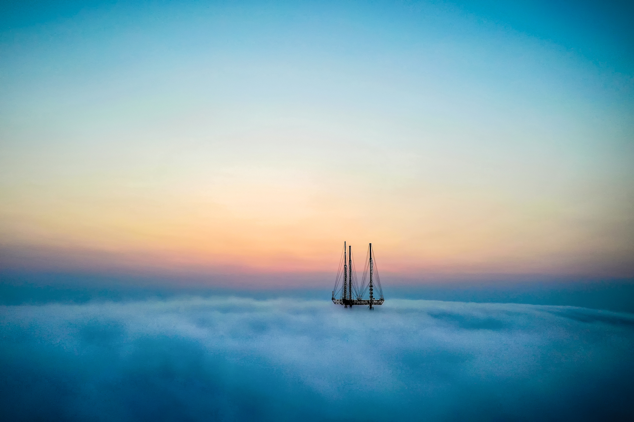 旧金山湾区为什么出现异常浓密的雾？