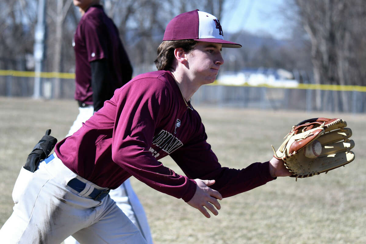 North Haven baseball coach Joe Romanelli replaces Bob DeMayo