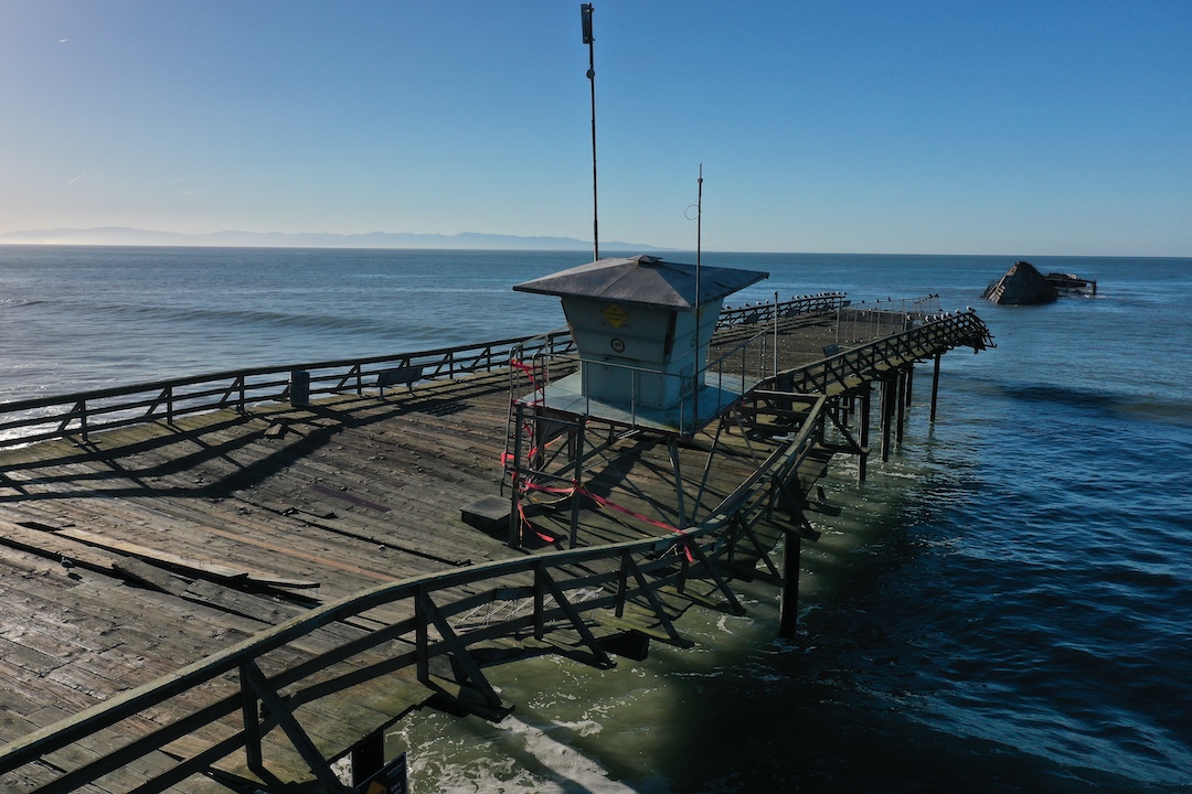 Demolition of cherished Santa Cruz landmark begins