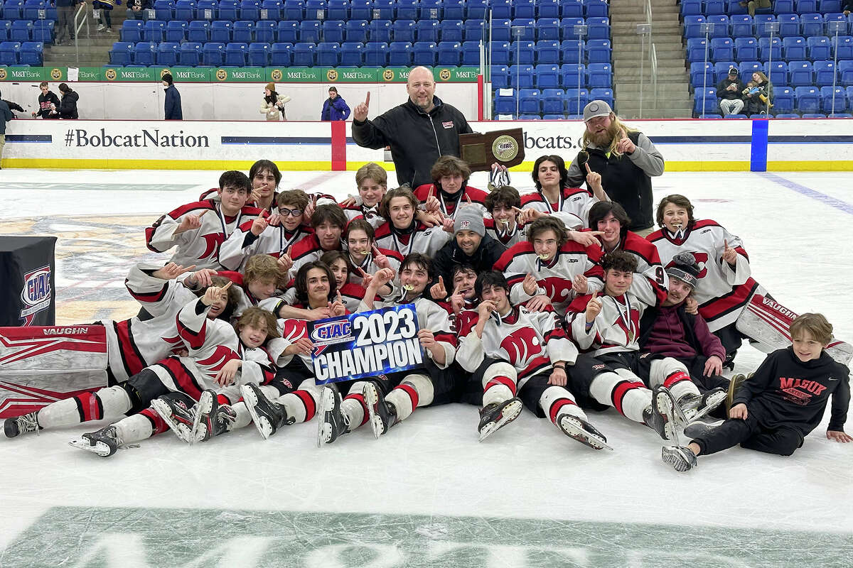 Masuk defeats Newington in CIAC Division III hockey final