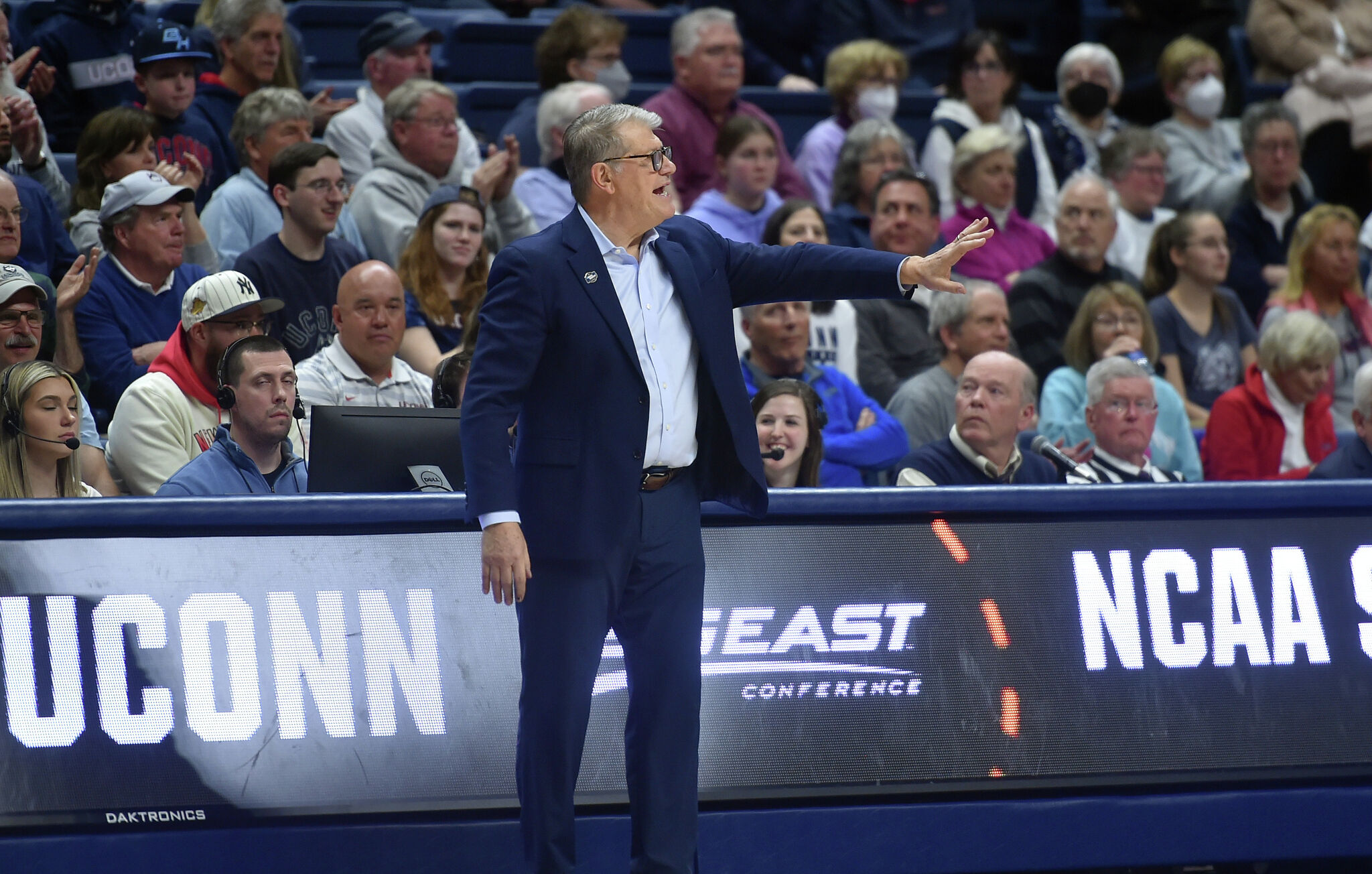 UConn women's basketball heads to 29th straight Sweet 16