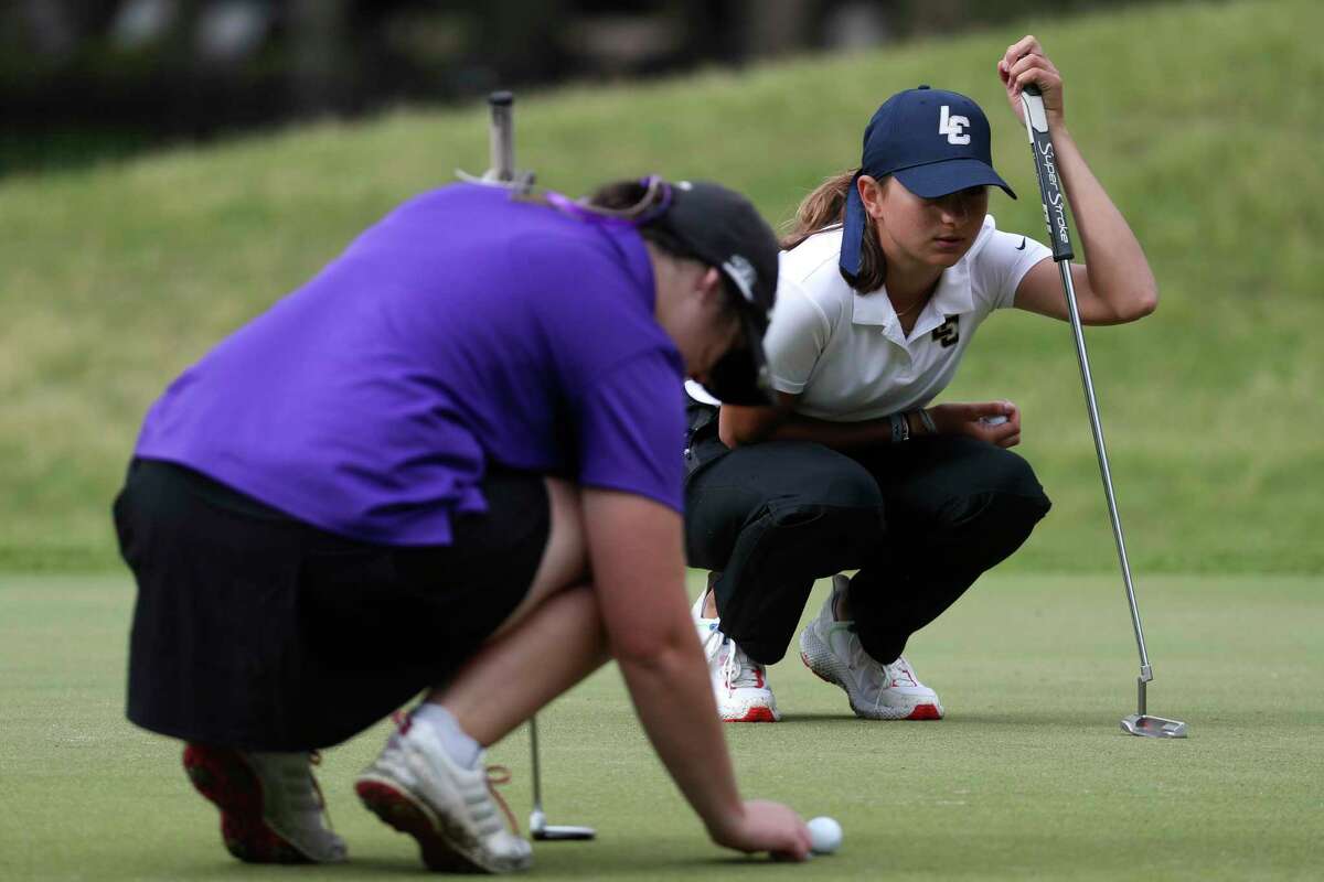 Goal Achieved: Lake Creek girls win first District 21-5A golf champion