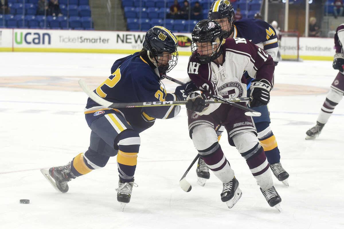 North Haven hockey beats Woodstock Academy for CIAC Division II title