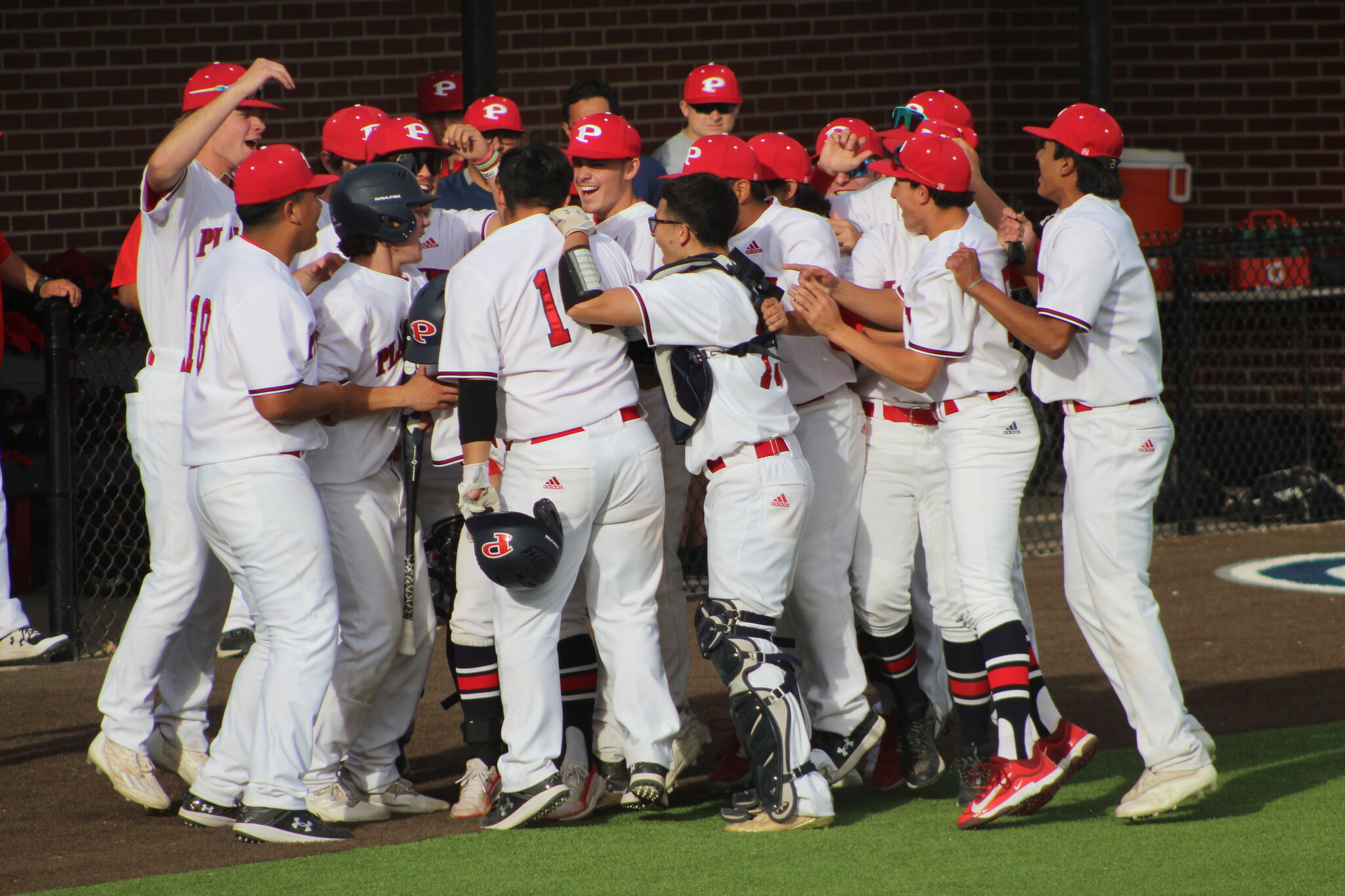 Area softball/baseball district standings through Apr. 2