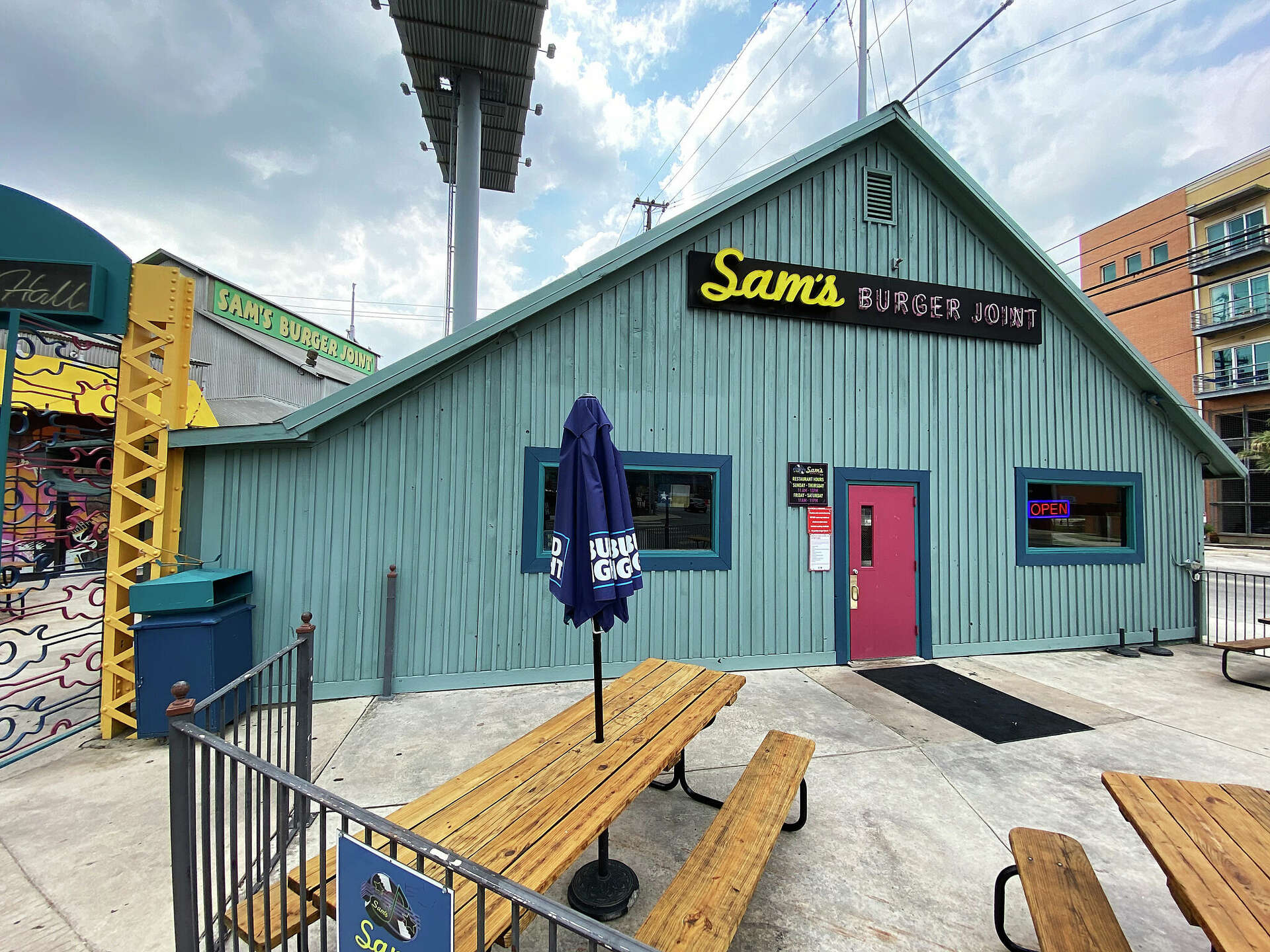 Sam's Burger Joint