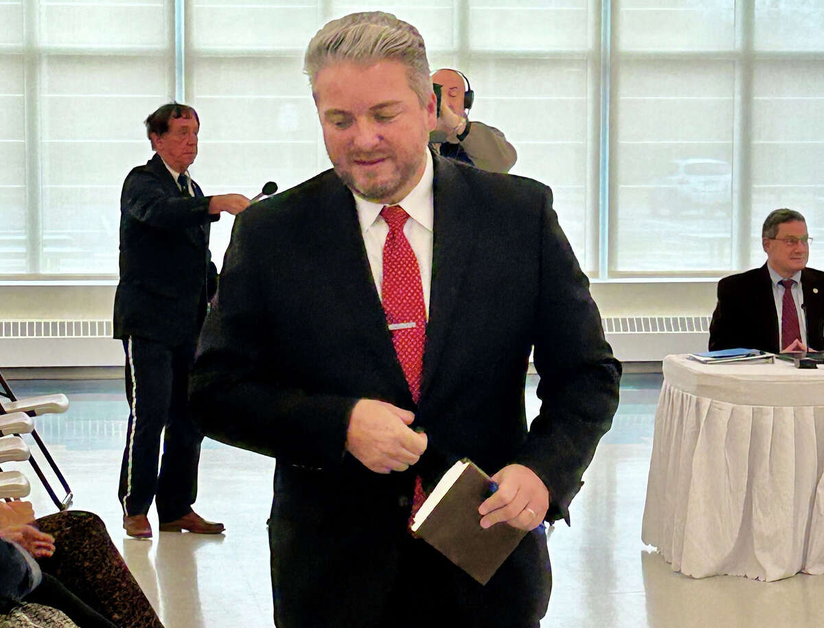 Christopher Tranberg named new Branford superintendent of schools