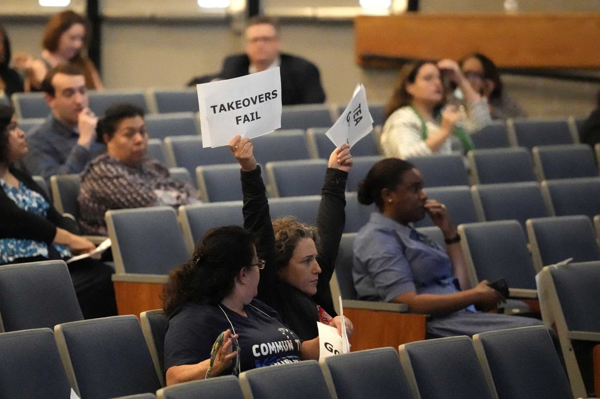 HISD TEA takeover forum met with frustrated audience members, parents