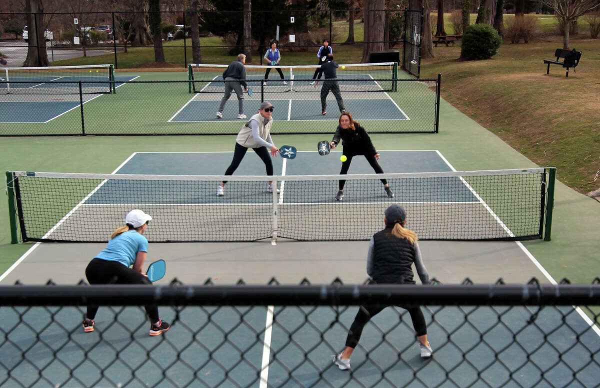 Reservations and residents only on Darien pickleball courts