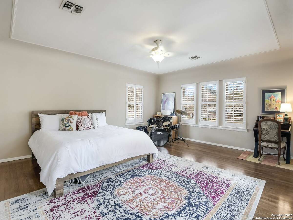 San Antonio real estate 2.1M Olmos Park home for sale