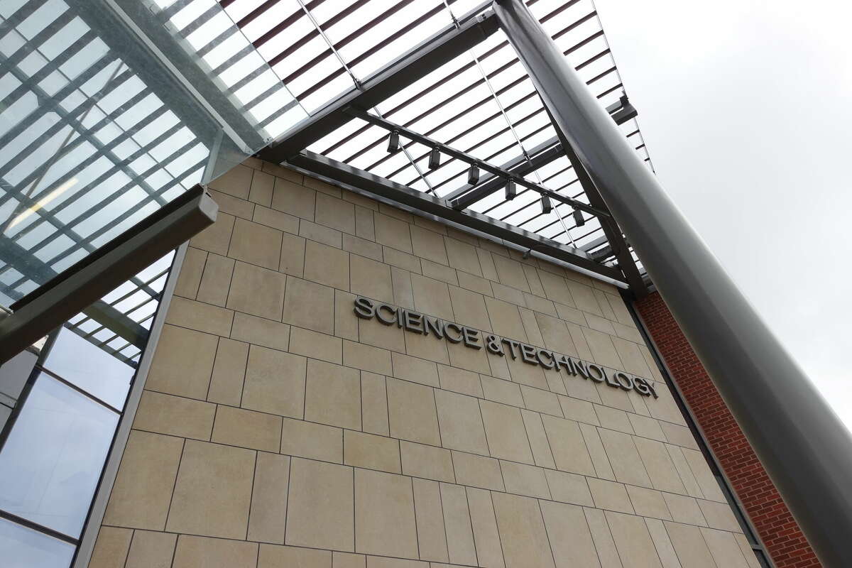 ExxonMobil hosts 'Introduce a Girl to Engineering Day' for students