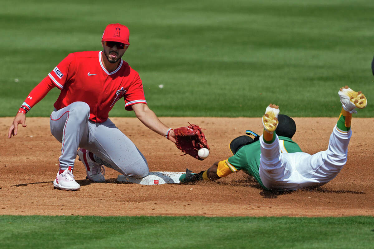 Jed Lowrie announces retirement, reflects on 7 years with Oakland A's