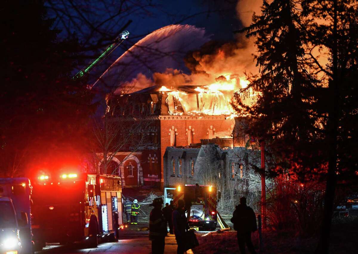 Massive fire guts old Doane Stuart campus in Albany