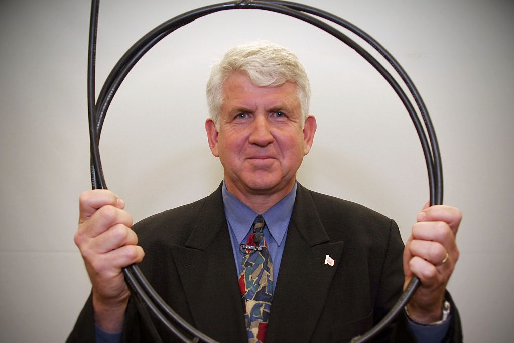 Professor in Texas wins Nobel Prize of Computing for creating Ethernet - Vimarsana News