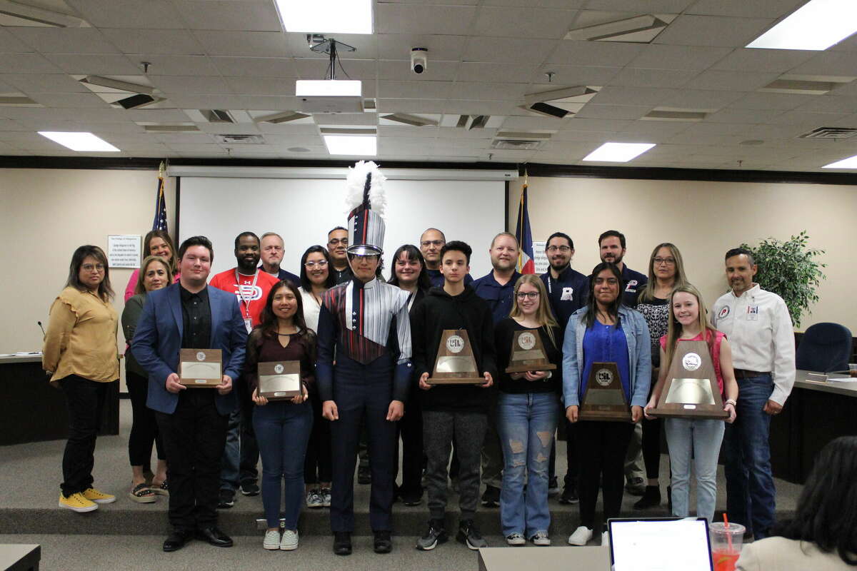 Plainview band recognized, unveils new uniform design at latest school