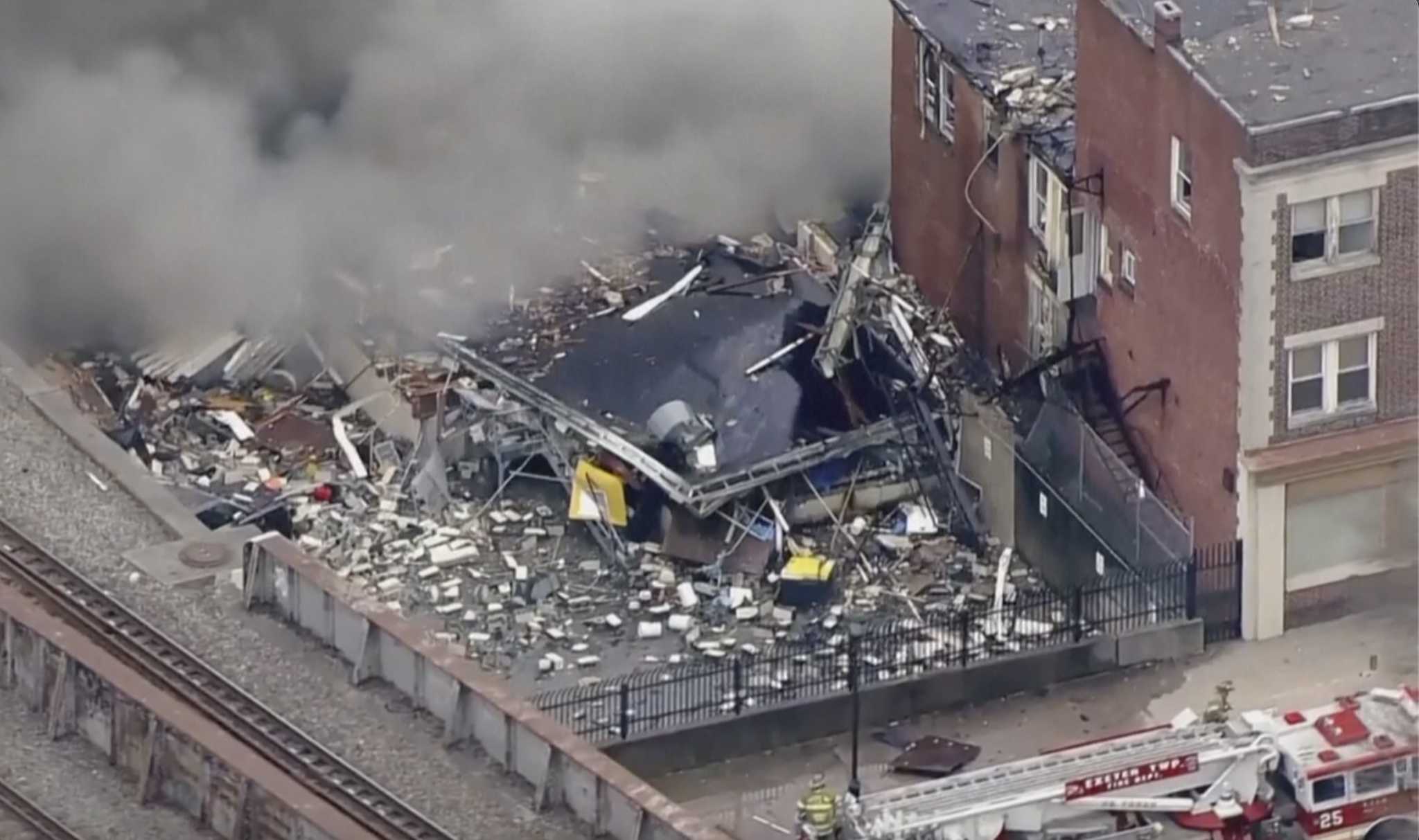 Chocolate factory explosion kills 2, leaves 5 missing