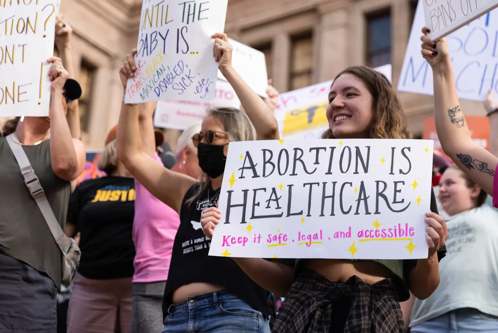 Some Texas groups resume funding out-of-state abortions - Vimarsana News