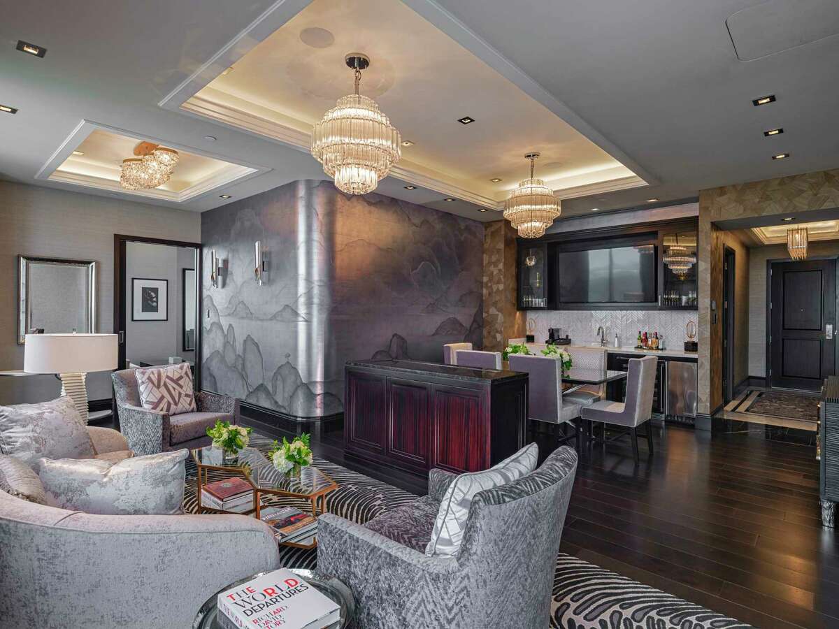 33 Luxury Penthouses with Major Opulence - Architectural Digest - Resort Penthouse Apartment Living With View