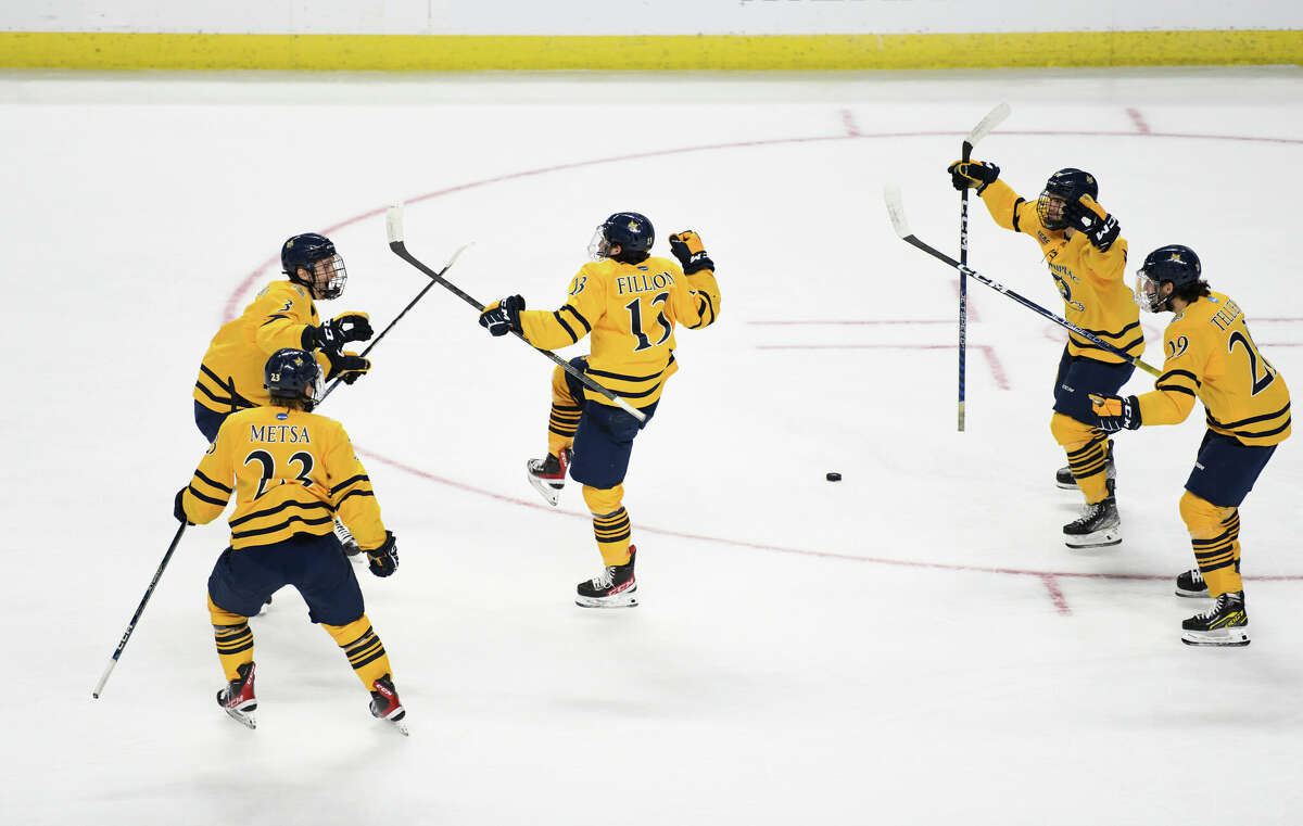 Frozen Four Quinnipiac-Michigan Time, TV and what you need to know