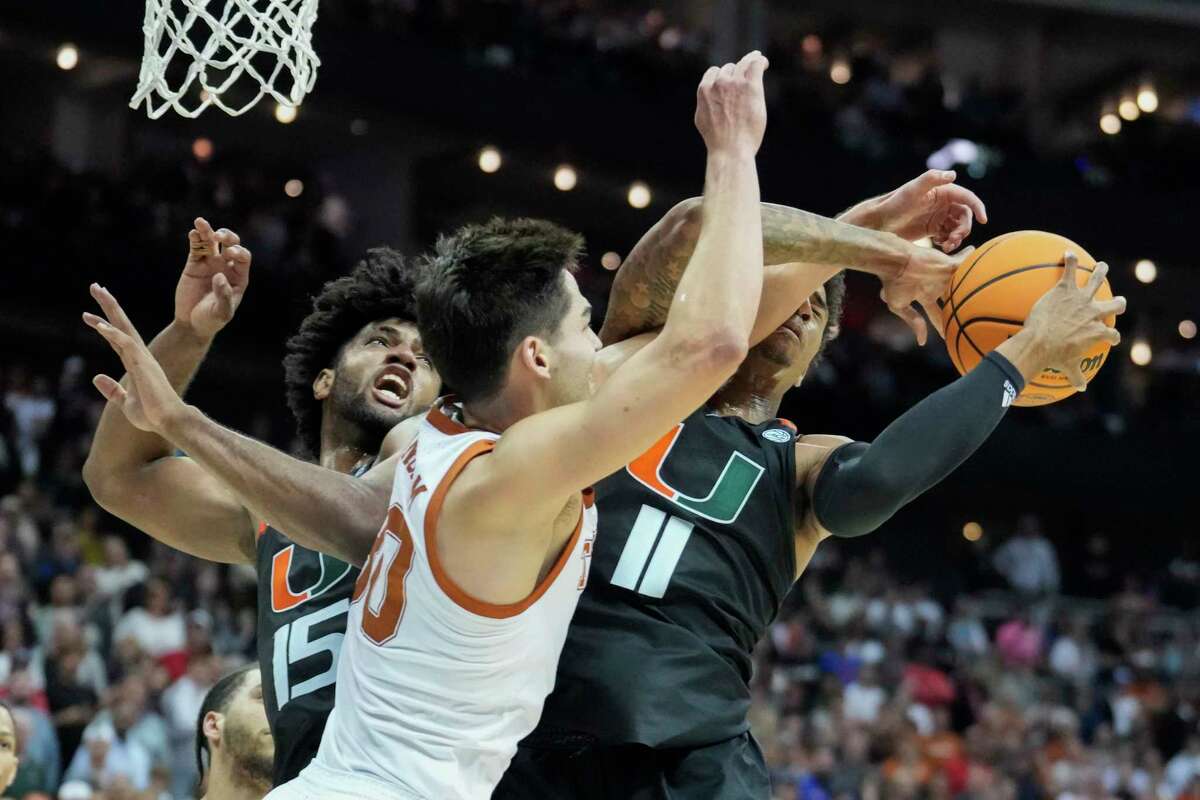 NCAA Tournament Texas was in control against Miami until it wasn't
