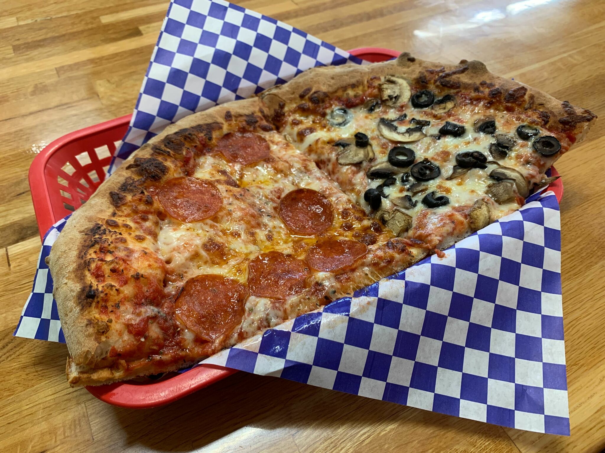 San Antonio’s Pizza Classics is offering an $8.49 two-piece special