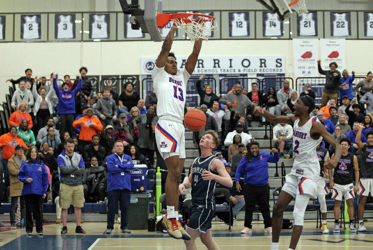 2023 CT high school boys basketball AllState team from GameTimeCT.