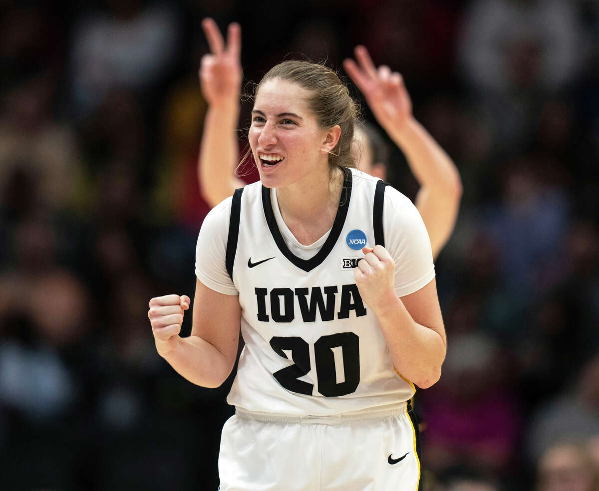 Edwardsville's Kate Martin goes to Final Four with Iowa Hawkeyes