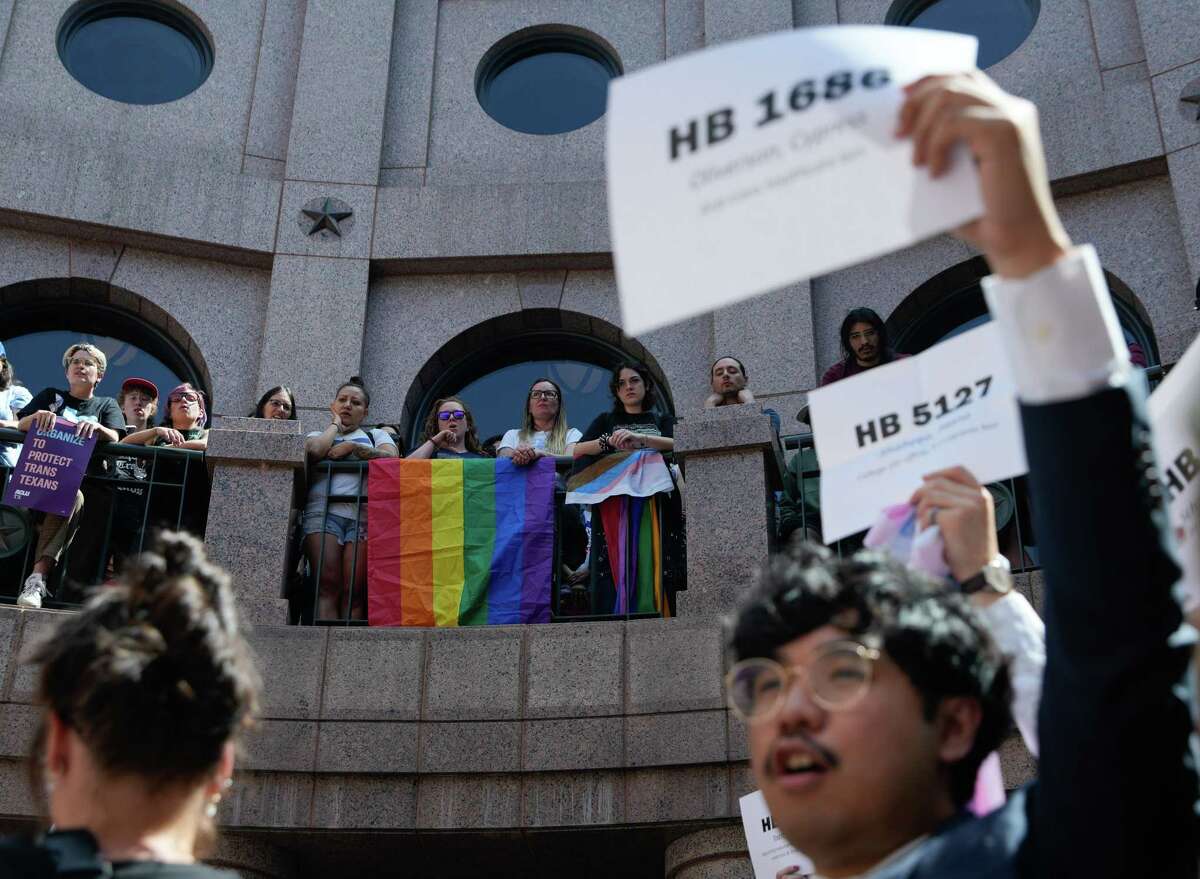 Uninsured Texans Suffer While Anti Trans Bills Take Center Stage 3917