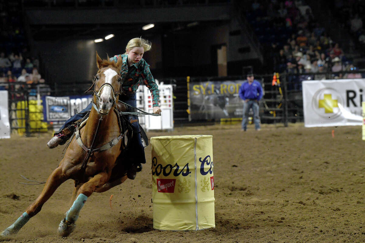 Lady Bull Riders Thrill Crowds At South Texas State Fair