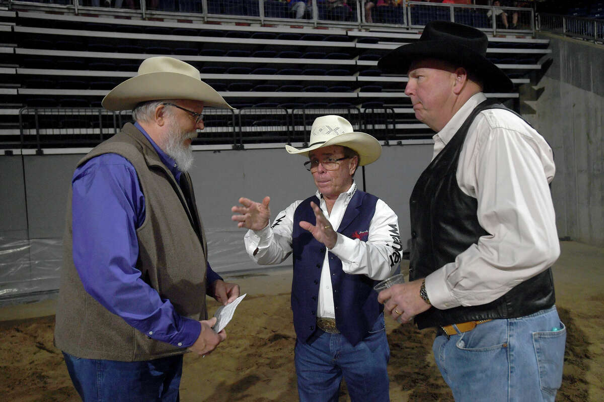 Lady Bull Riders Thrill Crowds At South Texas State Fair