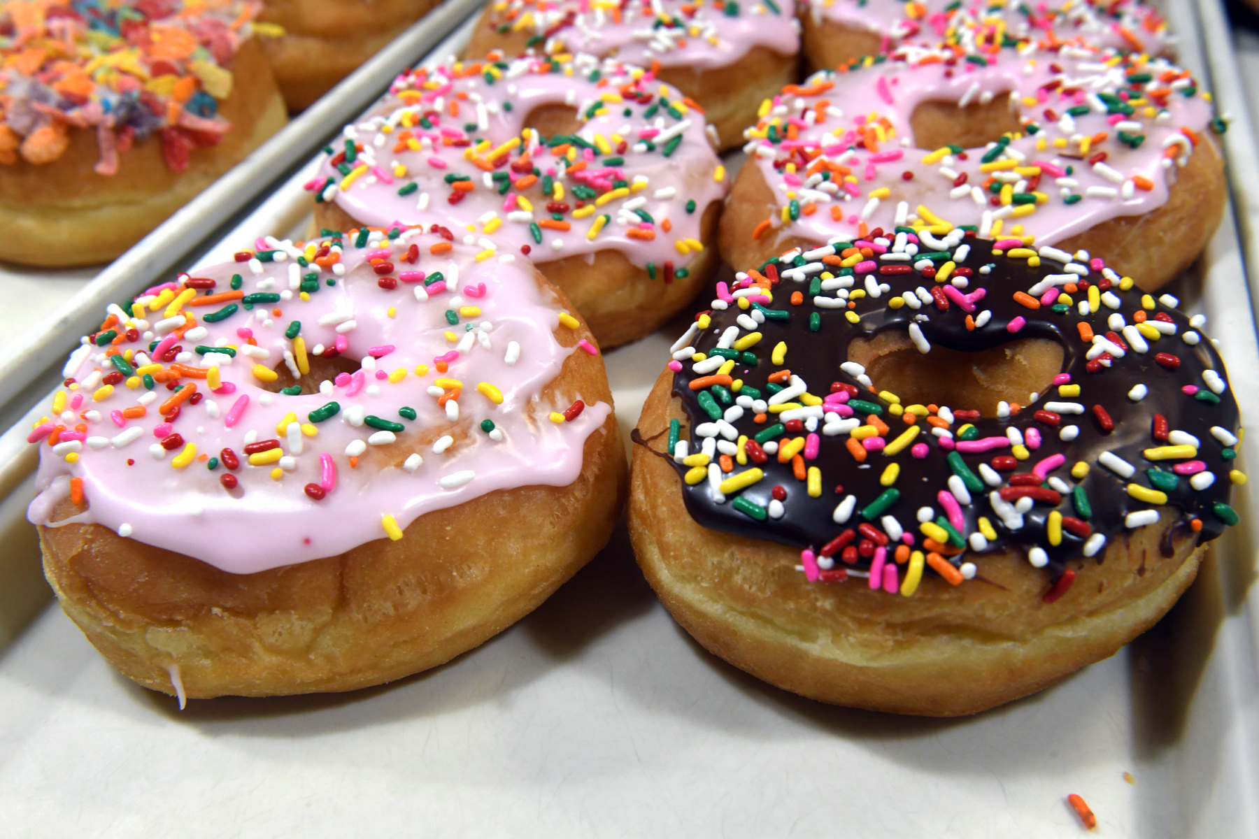 Stamford's new So Fresh Doughnut Co. makes mini donuts