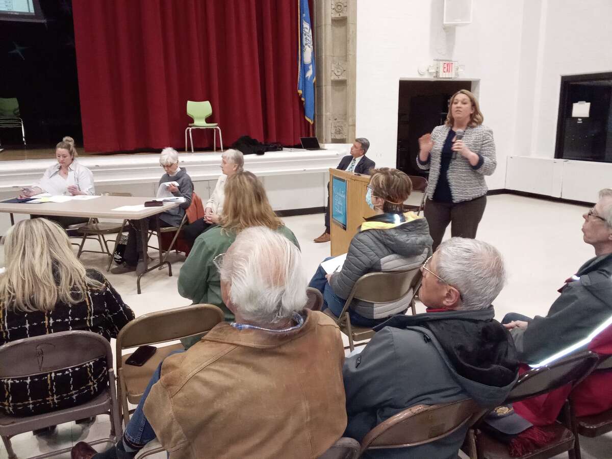 Winsted, Gilbert schools budgets propose spending increases