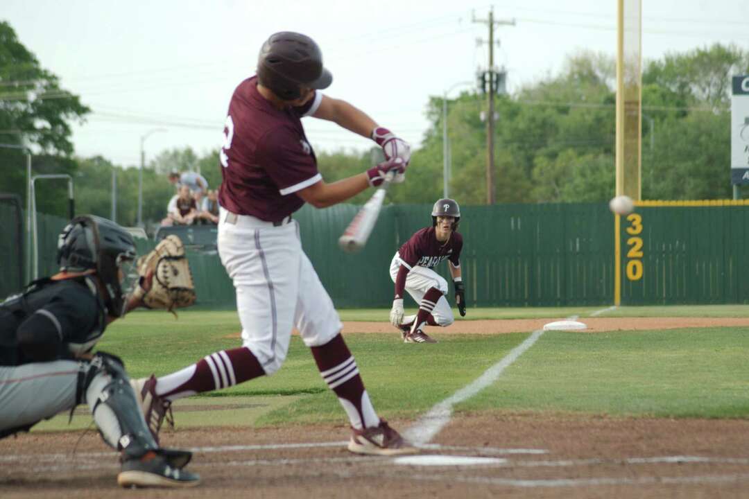 Baseball: Pearland tops Clear Springs in non-district game